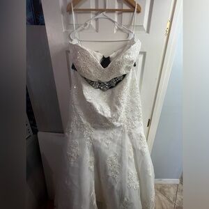 Gorgeous NWT Plus Size Hebeos Trumpet Edgy Rocker mermaid Wedding Dress 16W